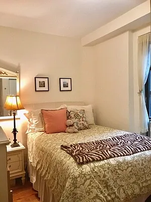Rented by Real Broker NY LLC | media 17