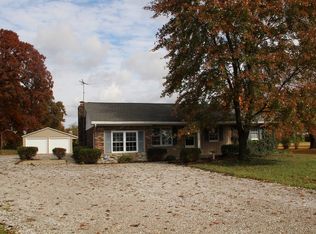 11988 Nobles Chapel Rd, Elberfeld, IN 47613