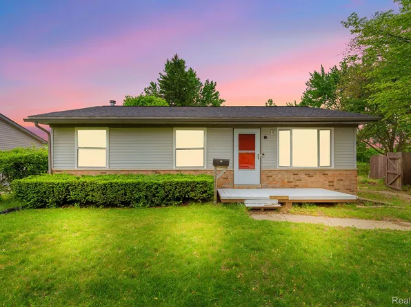 30247 Spain Ct, Romulus, MI 48174