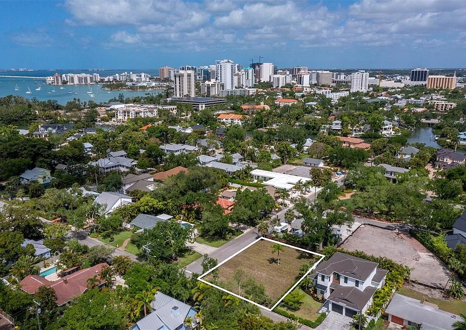 1st image of 1703 ALTA VISTA STREET LOT 1