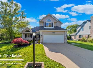 1080 Highland Dr, Saint Clair, MI