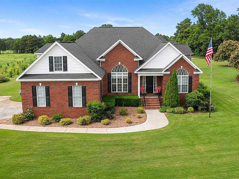 1st image of 3239 Blackheath Dr