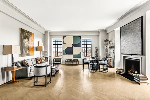 Sold by Sotheby's International Realty | media 2