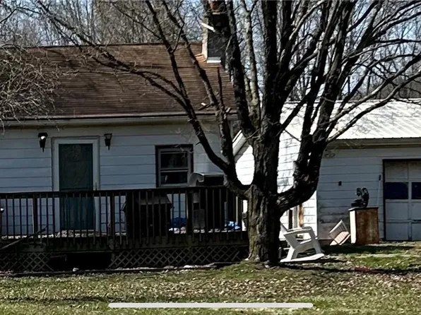 4464 Bedell Rd, Berlin Center, OH 44401