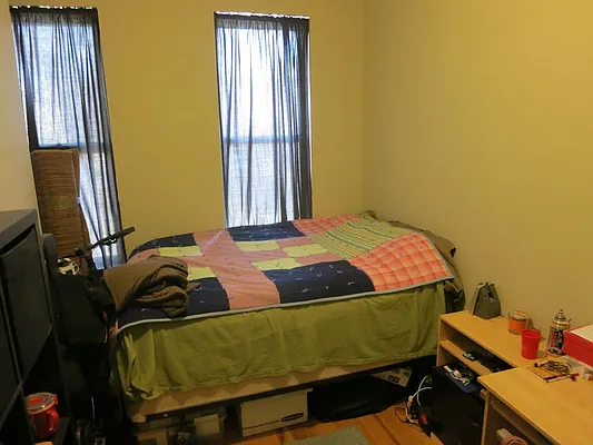 Rented by Nooklyn NYC LLC | media 8