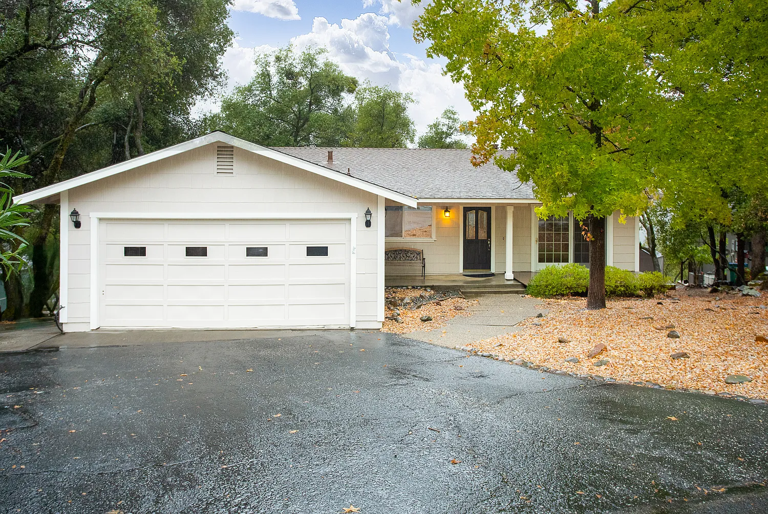 3 bed, 1761 sqft, $2,500 — Photo 1