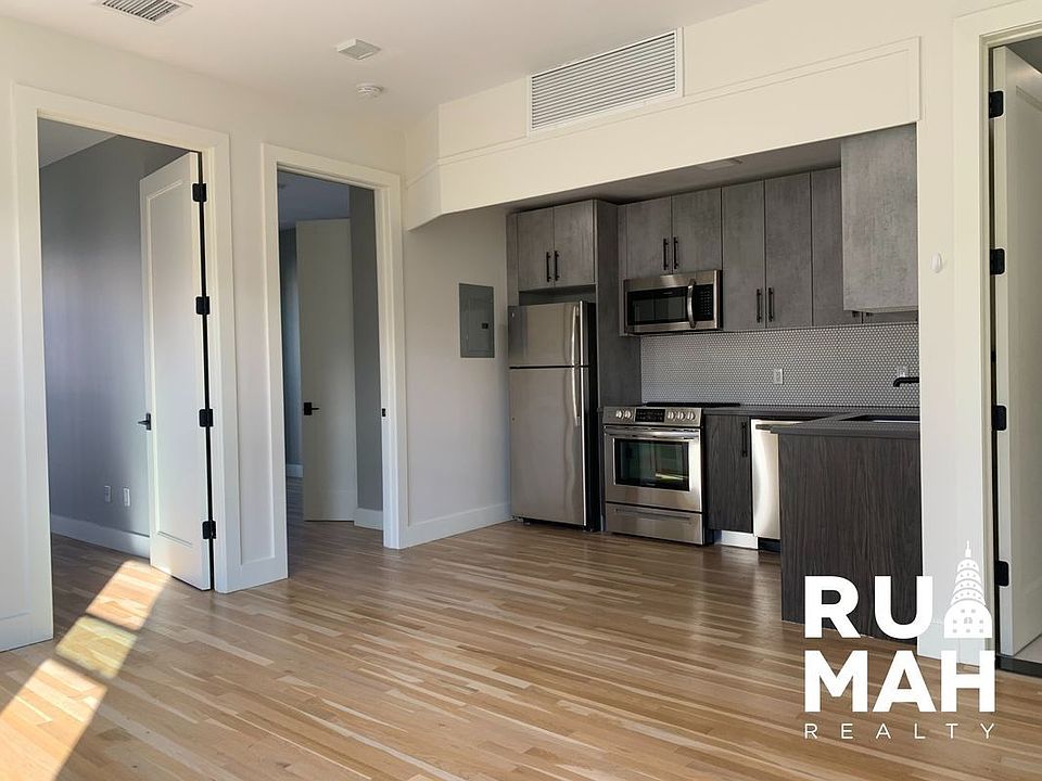 1st image of 1636 De Kalb Ave #3