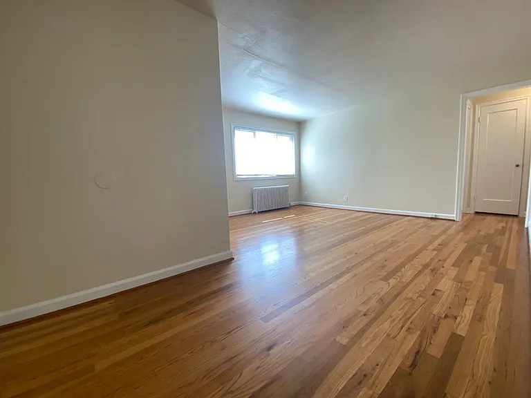 105 NE 61st Ave #1-21 — Photo 33