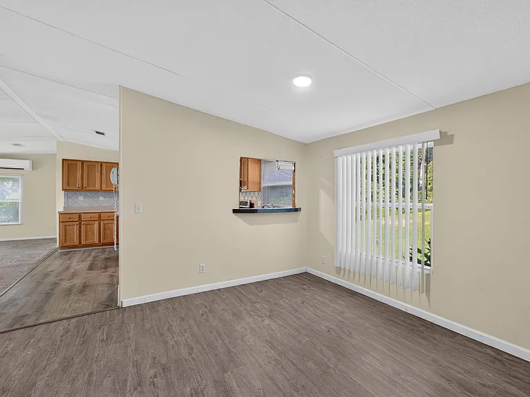 322 Cedar Creek Rd — Photo 6