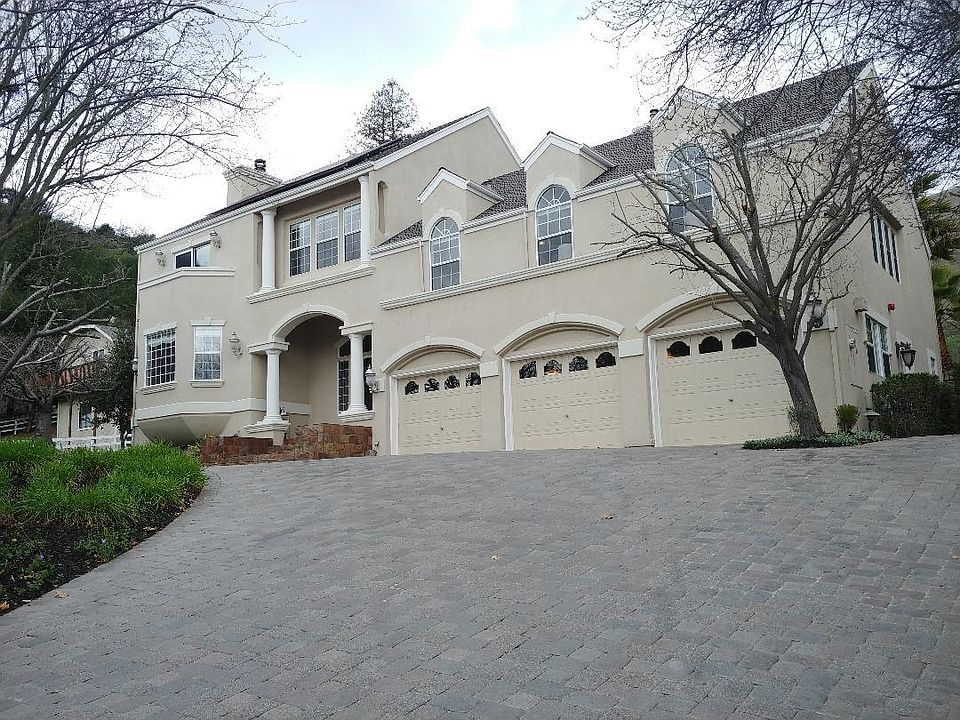 1st image of 411 Wright Ave #A