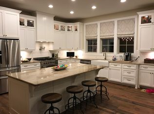 418 Ruskin Ave, Ocean Springs, MS 39564