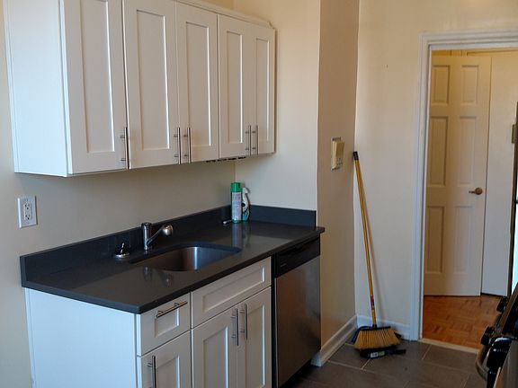 4th image of 8409 Talbot St APT C63