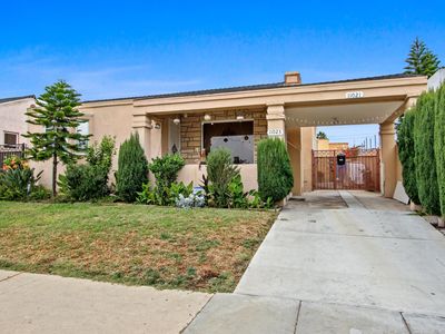 11023 S Hoover St, Los Angeles, CA, 90044