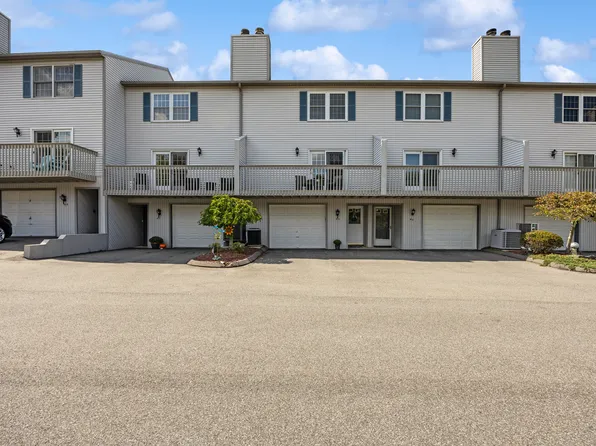 20 Wolf Hill Road #4D, Wolcott, CT 06716