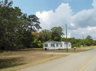 177 Churchwell Rd, Cochran, GA 31014