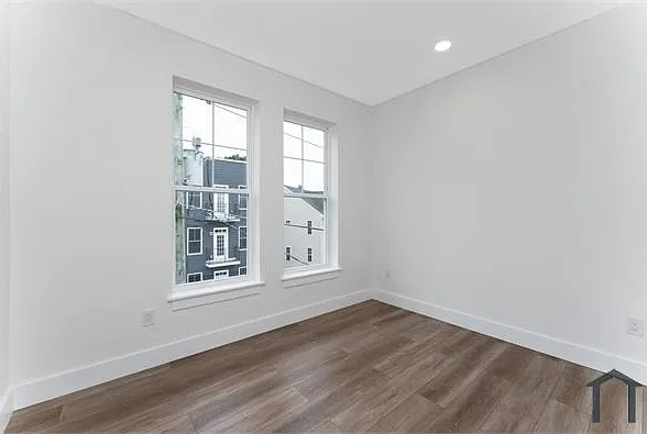 2230 Nicholson St SE #12 — Photo 7