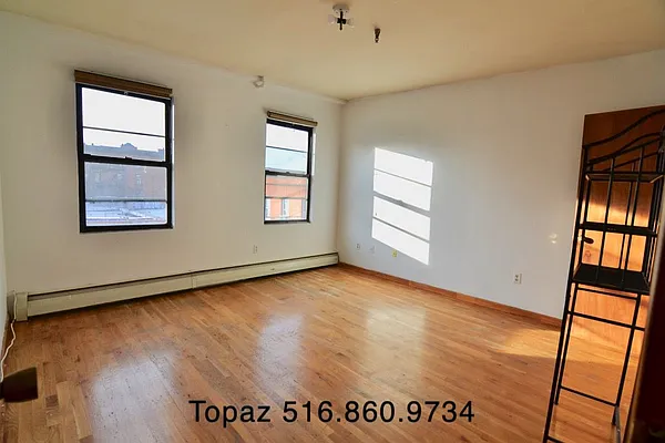 Rented by Rental Solutions Inc | media 9