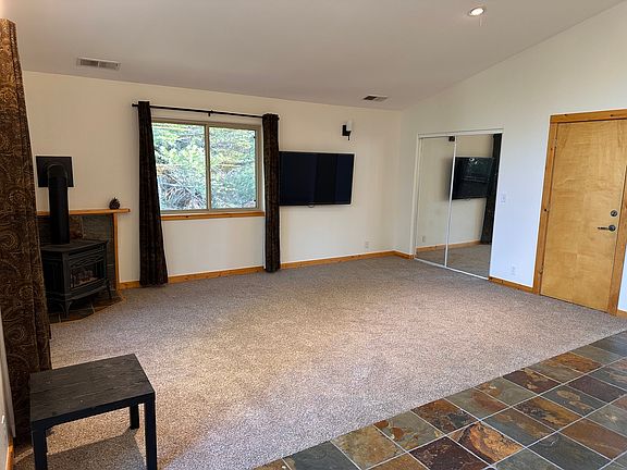 2nd image of 11431 Northwoods Blvd #4