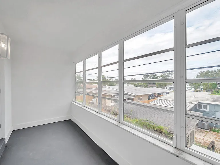 2366 Shelley St #14 — Photo 33