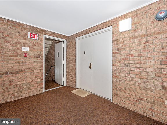 3rd image of 13213 Dairymaid Dr #21