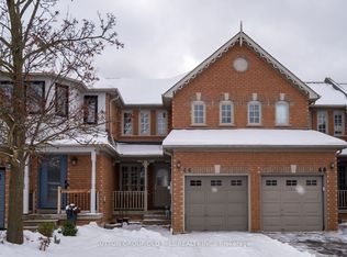66 Zachary Pl, Whitby, ON L1M 1E1