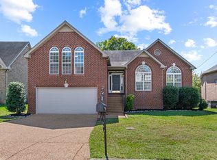 6748 Sugar Hill Dr, Nashville, TN 37211