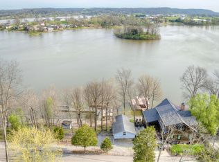 609 Hillandale Rd, Sanders, KY 41083