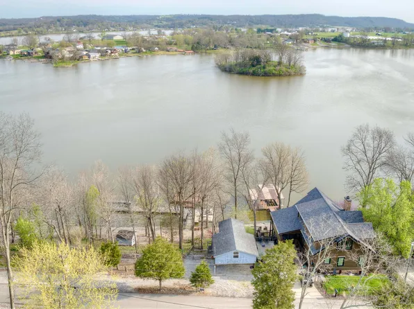 609 Hillandale Rd, Sanders, KY 41083