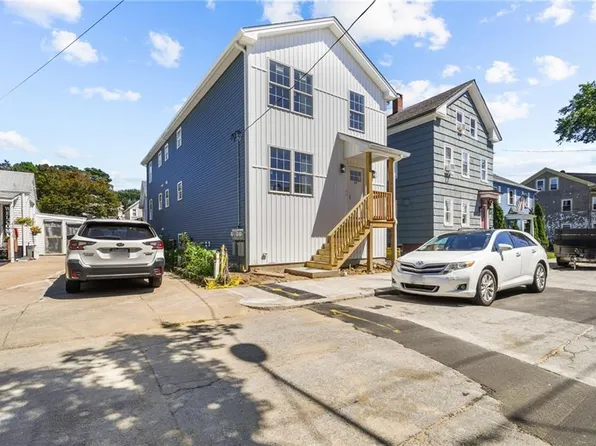 107 Sisson St, Providence, RI 02909