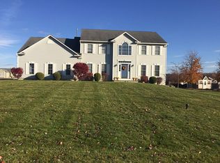 5104 Hardstone Rd, Jamesville, NY 13078