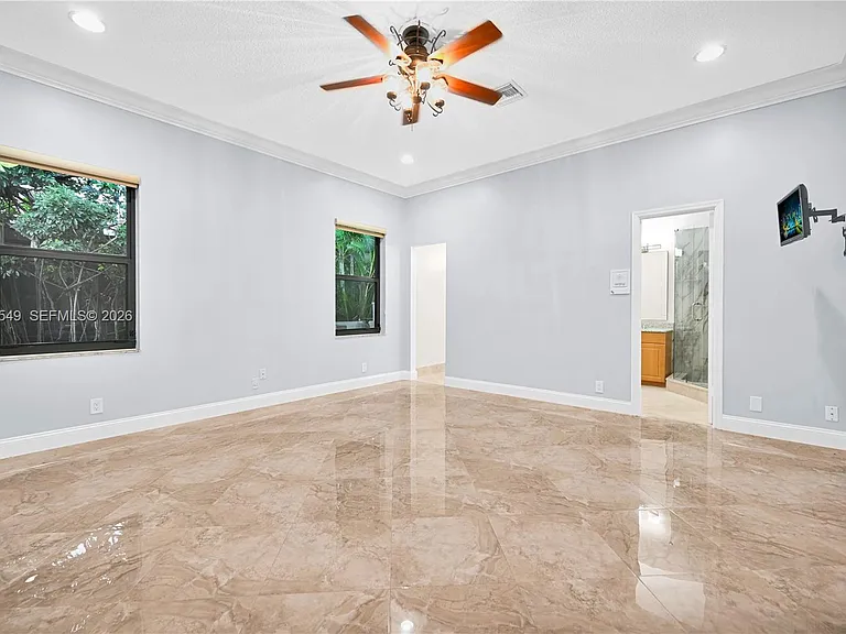 1067 SW 92nd Ave — Photo 17
