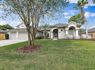 1237 Lake Parke Dr, Saint Johns, FL 32259