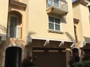 3238 NE 13th St #0, Pompano Beach, FL 33062