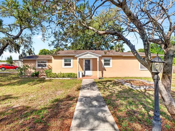 1796 Harbor Dr, Clearwater, FL 33755