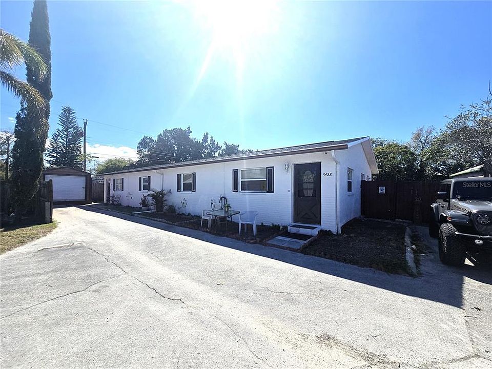 1st image of 5422 Amy Ln