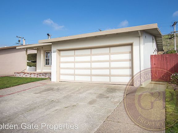 3rd image of 1204 Crestwood Dr
