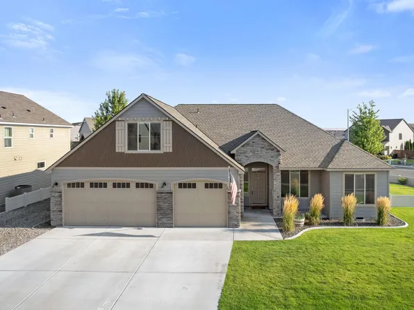 1321 Diamond Loop, West Richland, WA 99353