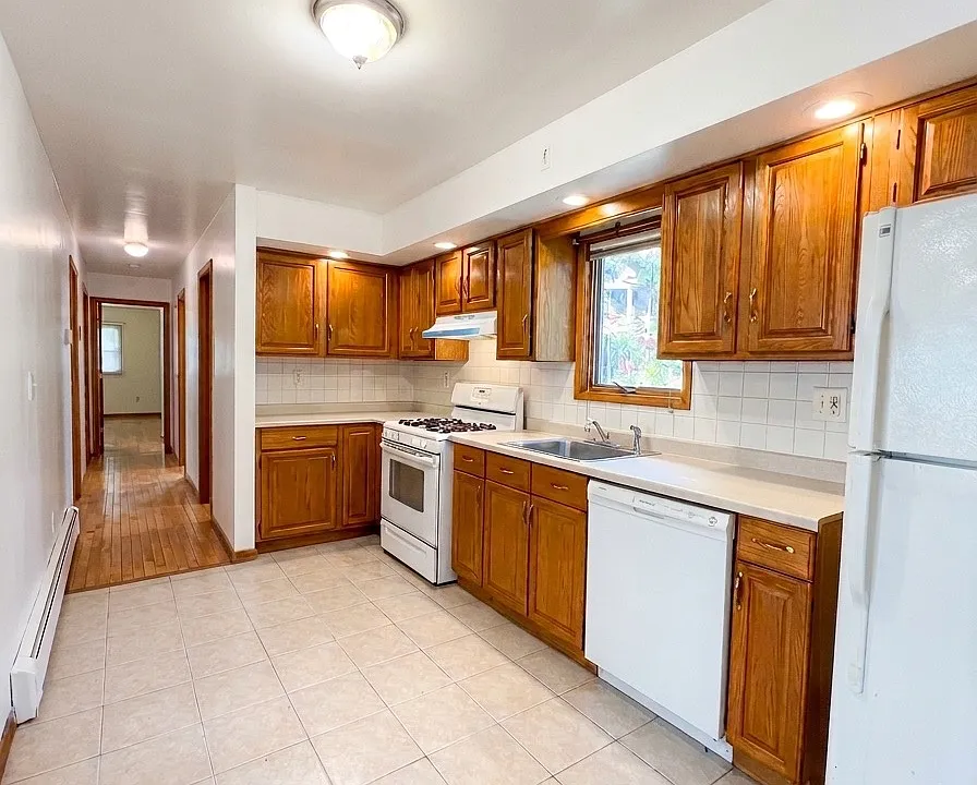 310 Terrace Ave #1