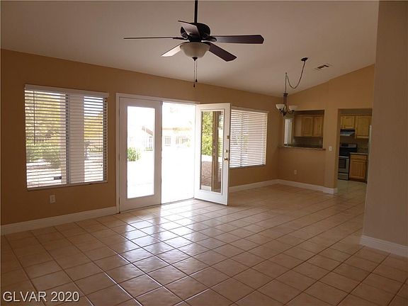 3rd image of 2536 Tumble Brook Dr