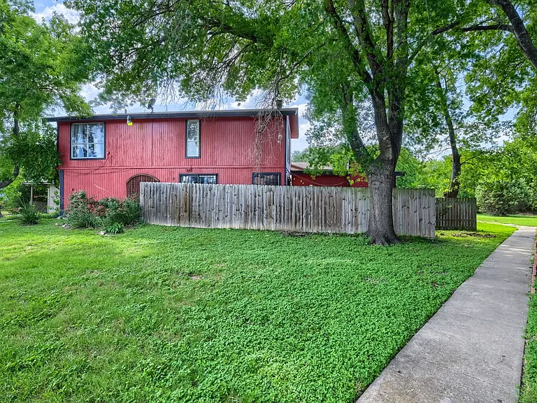 4814 Misty Slope Ln — Photo 23