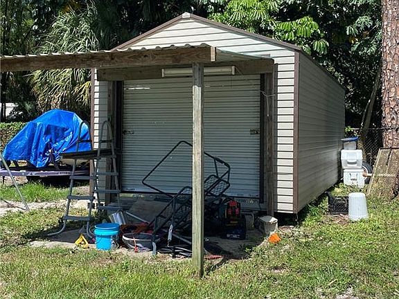 3rd image of 7682 Ebson Dr #7684