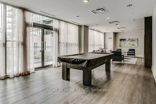 10 Park Lawn Rd #522 — Photo 34