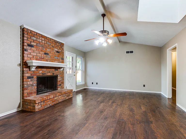 7739 La Manga Dr — Photo 6