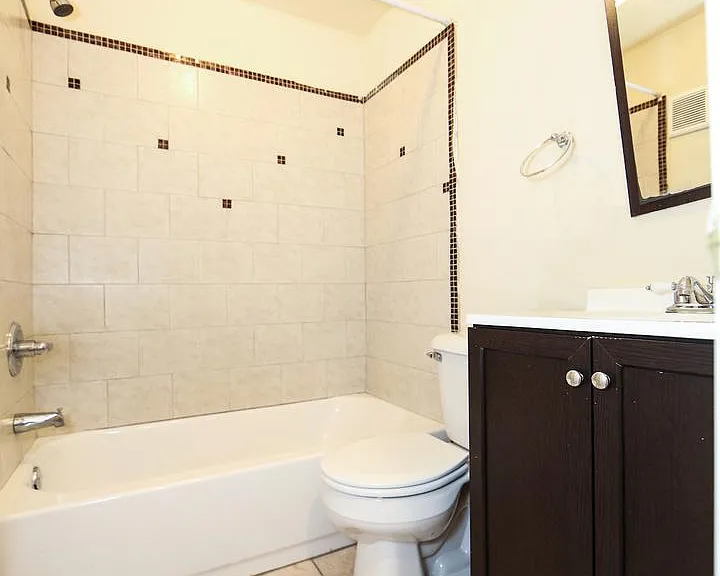 1528 N Willington St #1 — Photo 12