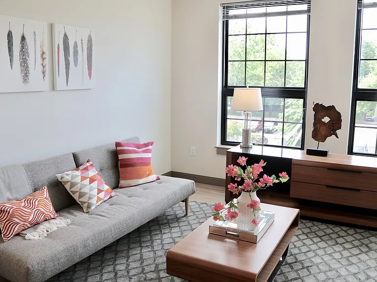 81 Arch Street — Photo 6