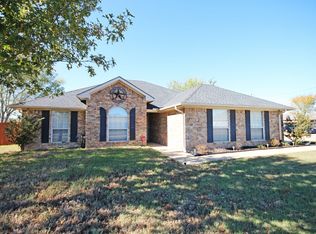 111 Ash Dr, Bullard, TX 75757