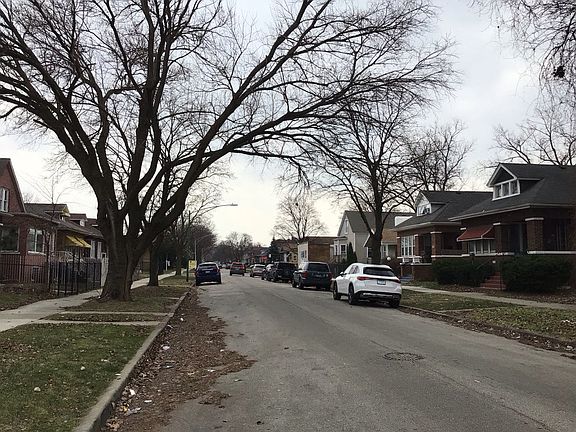 5th image of 8031 S Kimbark Ave