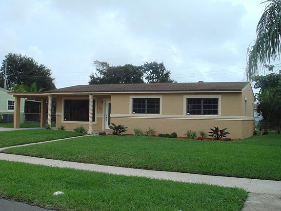 3rd image of 18525 NW 10th Ct