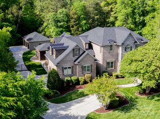 10131 Annie Oakley Trl, Charlotte, NC 28227