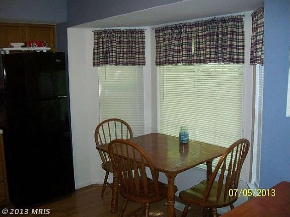 3rd image of 13100 Grand View Ct